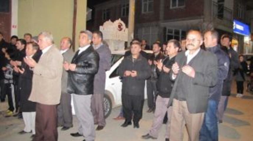 Hisarcık&rsquo;ta Umre Kafilesi Dualarla Uğurlandı