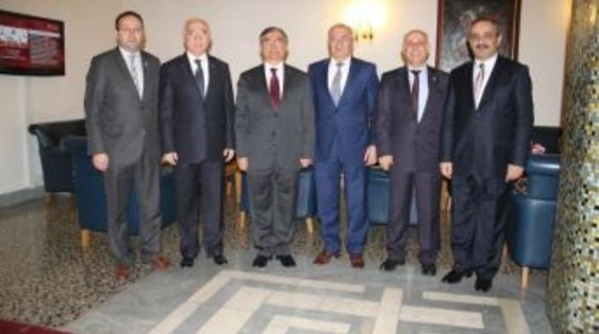 Kto Heyeti Ankara'da Milli Savunma Bakanı Ve Milletvekilleri İle G&ouml;r&uuml;şt&uuml;