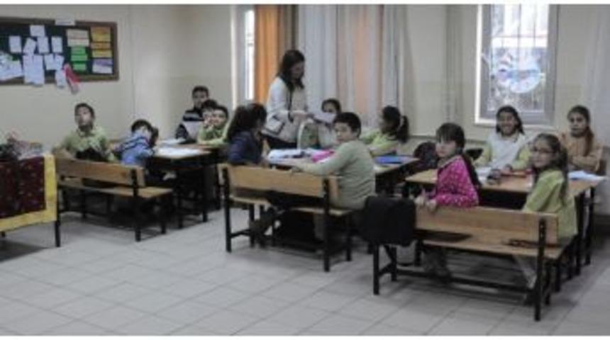 Bodrum&rsquo;da Belediye Personeli &Ccedil;ocuklarına &Uuml;cretsiz Et&uuml;t Programı