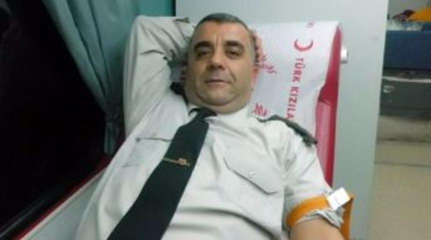 Jandarma&rsquo;dan Anlamlı Bağış