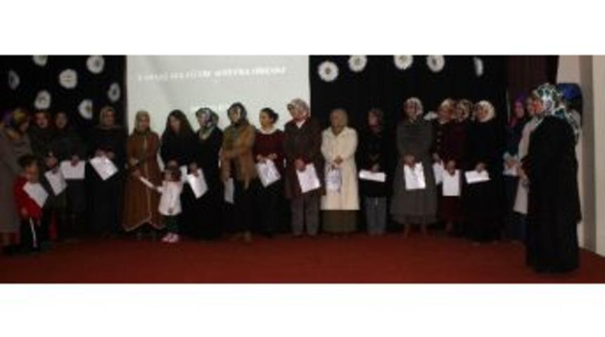 Yunusbey Ortaokulu Velilerinin Sertifika Heyecanı