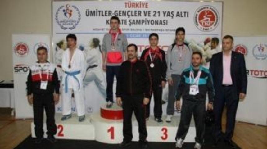 T&uuml;rkiye Karate Şampiyonası Nefes Kesti