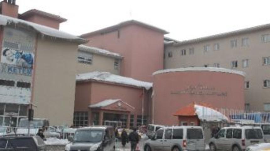 Hakkari&rsquo;de Doktor Sıkıntısı