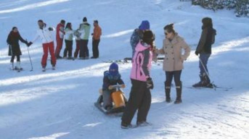 Sarıkamış Cıbıltepe Kayak Merkezi&rsquo;nde Kar Kalınlığı 75 Santimetreyi Buldu