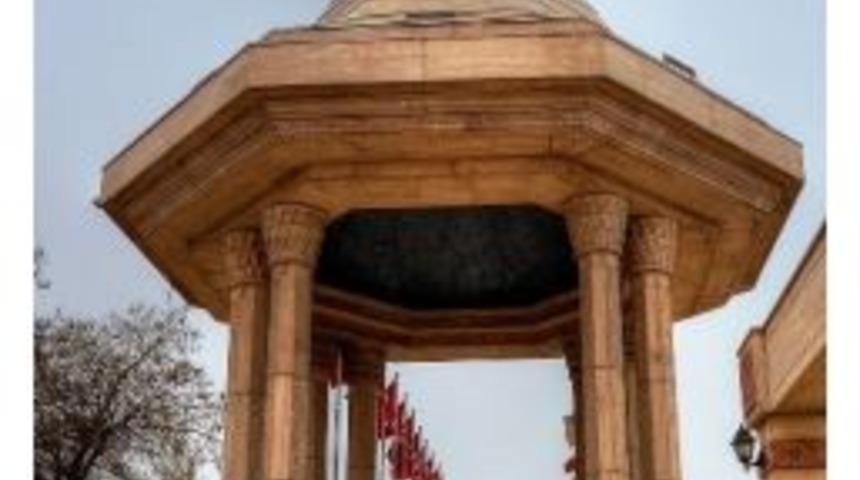 İstiklal Harbi Şehitleri Abidesi'ne Yoğun İlgi
