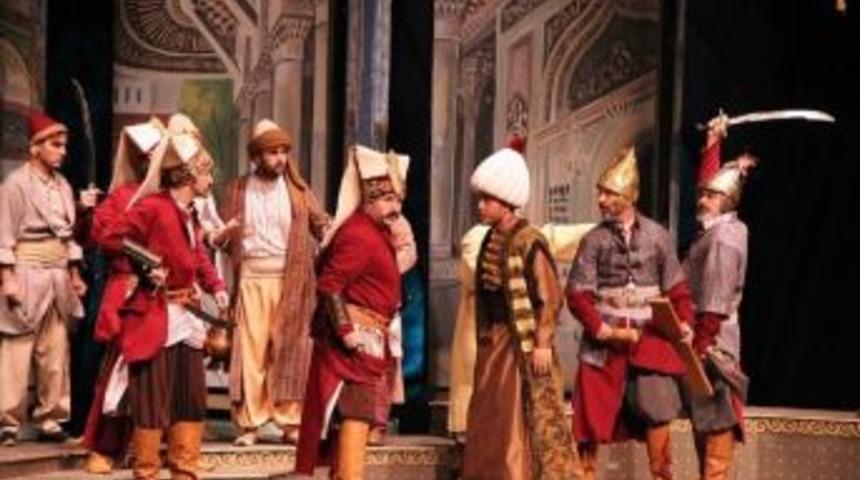 Tiyatro Okulu&rsquo;nda Dersler Başlıyor