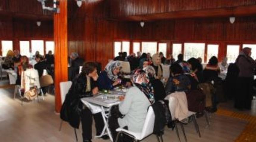 Karaman&rsquo;da Kadınlar İhtiya&ccedil; Sahibi &Ouml;ğrenciler İ&ccedil;in Buluştu