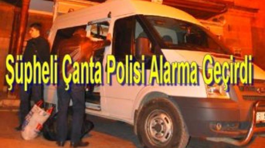 Ş&uuml;pheli &Ccedil;anta Polisi Alarma Ge&ccedil;irdi