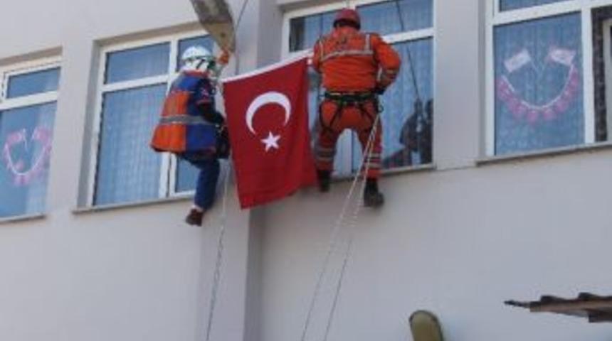 Konuralp&rsquo;te Deprem Tatbikatı