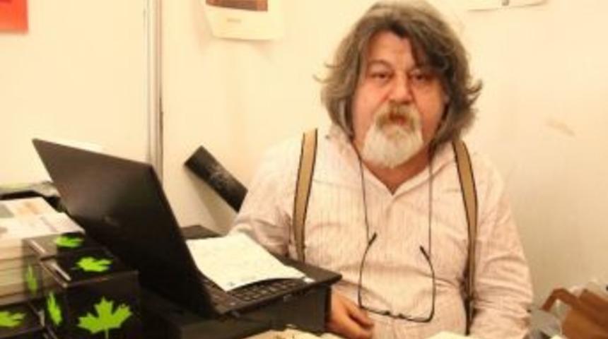 Ahmet Nesin: "edebiyat Post Modernleşiyor"