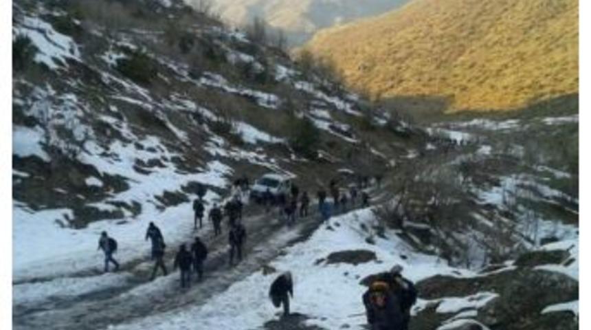 Uludere&rsquo;de Olaylar &Ccedil;ıktı: 1 Yaralı