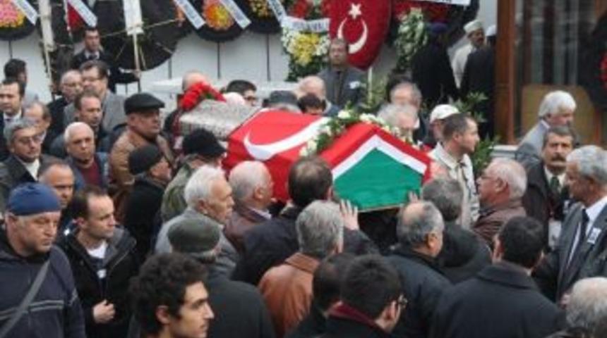 Halet &Ccedil;ambel Son Yolculuğuna Uğurlandı