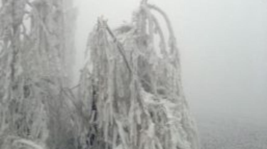 Yedaş, Buza Karşı Adeta Savaş Veriyor