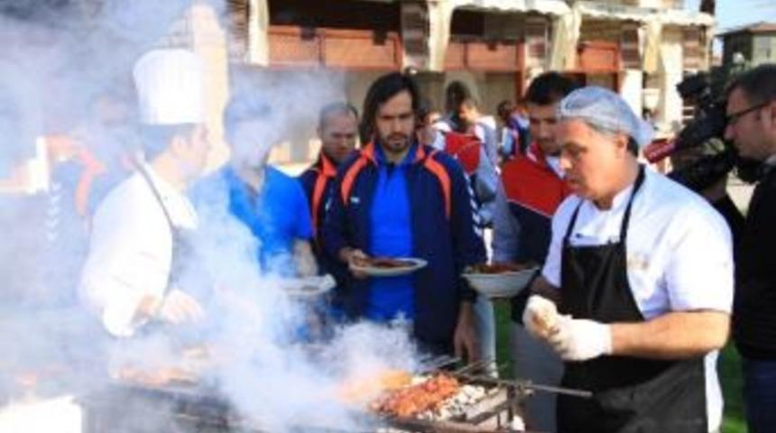 Torku Konyaspor&rsquo;da Mangal Partisi