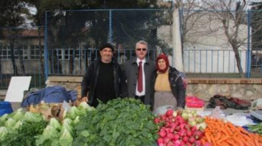 Kırklareli Belediye Başkanı &Ccedil;ağlayan Pazar Esnafını Ziyaret Etti