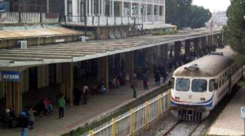Aydın&rsquo;da Trenle Yolculuğa Yoğun İlgi