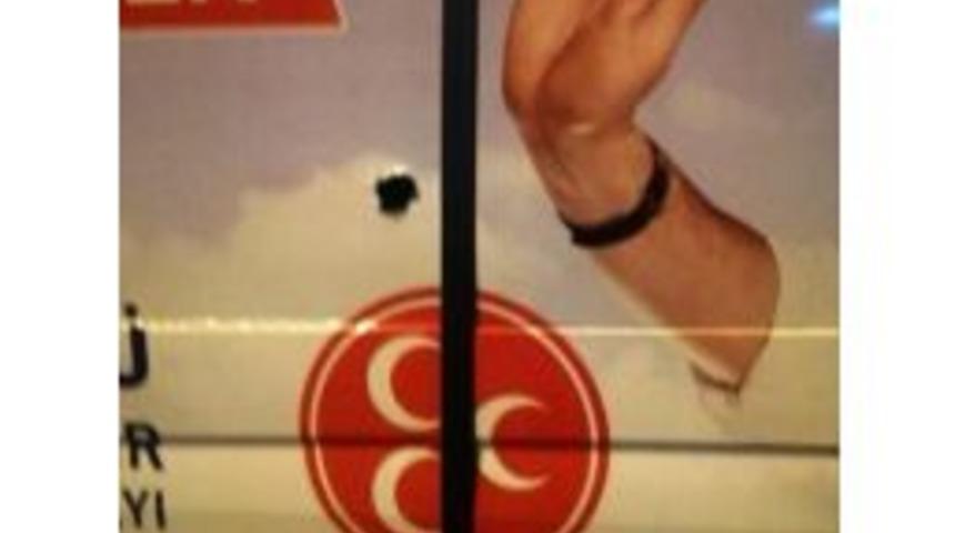 Mhp'nin Adayı S&ouml;zl&uuml;'n&uuml;n Se&ccedil;im Aracına Silahlı Saldırı