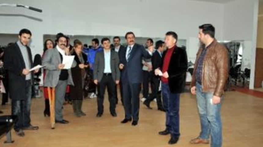 Başkan Ak&rsquo;dan Twıtter Takip&ccedil;ilerine Tur S&uuml;rprizi