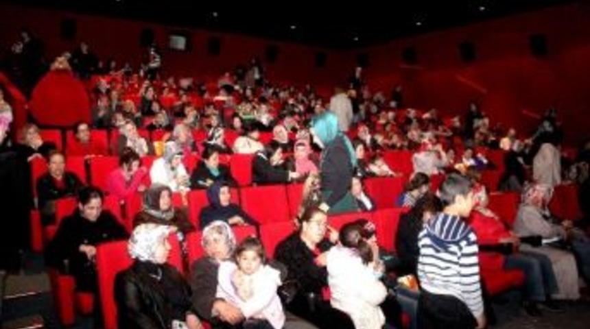 Gamek, Öğrencilerini Sinemada Buluşturdu