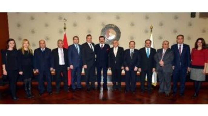 Aydın Ticaret Borsası Beş Yıldızlı Hizmet Vermeye Devam Ediyor