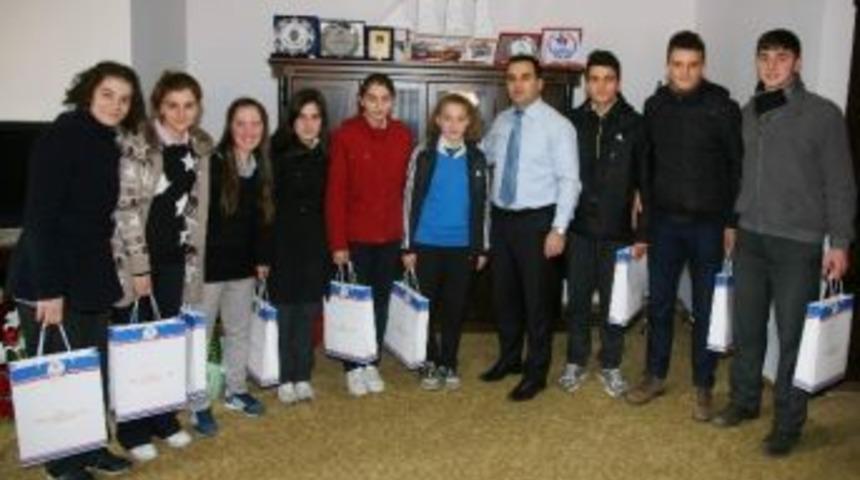 Gen&ccedil; Basketbolculardan &Ccedil;elik&rsquo;e Ziyaret