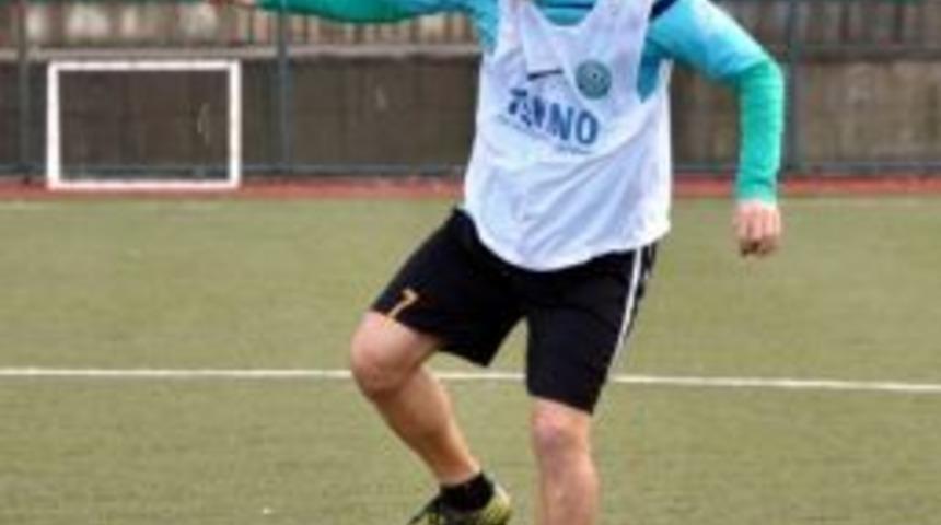 G&ouml;khan Z&uuml;lfikaroğlu, Kastamonuspor&rsquo;la Anlaştı