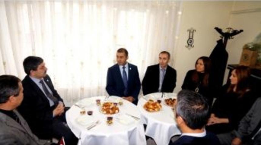 Manisa Celal Bayar &Uuml;niversitesi Rekt&ouml;r&uuml; Pakdemirli Sarıg&ouml;l&rsquo;de