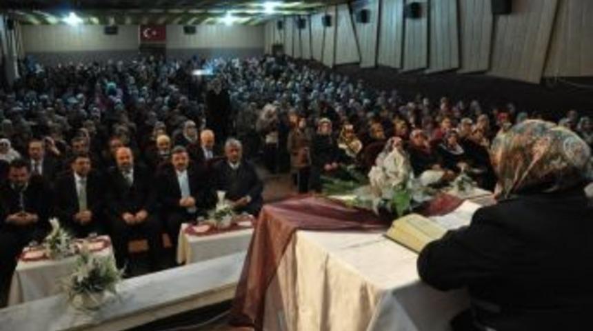 Kozan&rsquo;da Hafızlar Ta&ccedil;landı