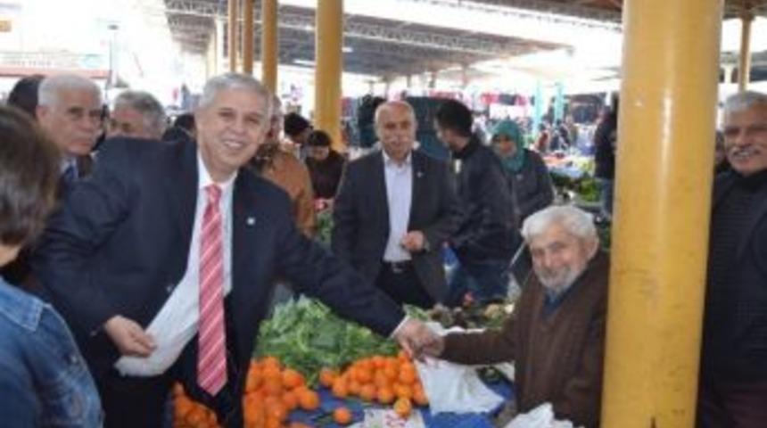 Chp S&ouml;ke Belediye Başkan Adayı S&uuml;leyman Toyran &Ccedil;arşı-pazar Geziyor