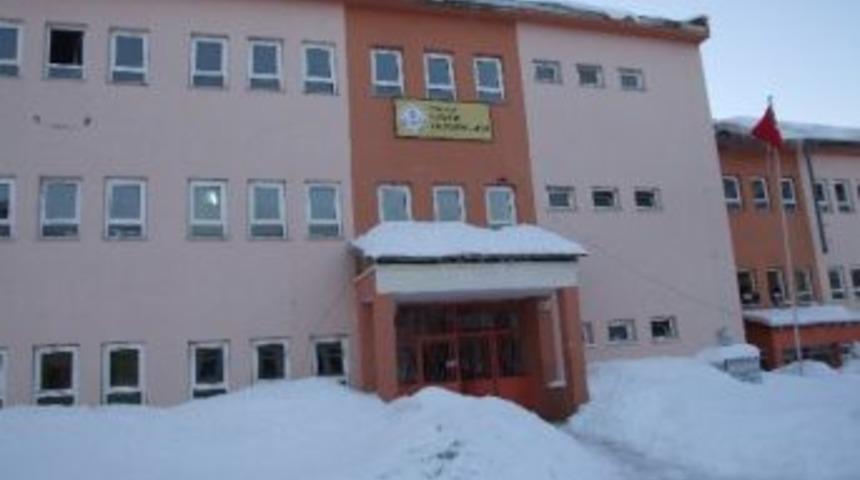 Bu Lisede 7 Dil Konuşuluyor