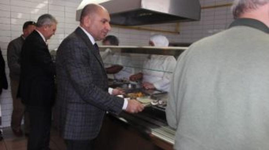 Chp B&uuml;y&uuml;kşehir Belediye Başkan Adayı Tarhan İş&ccedil;ilerle Buluştu