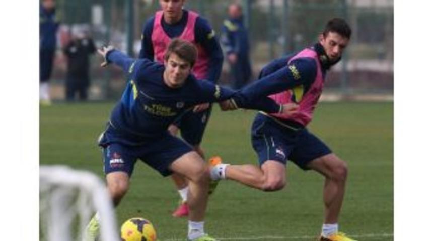Fenerbah&ccedil;e'de Hazırlıklar S&uuml;r&uuml;yor