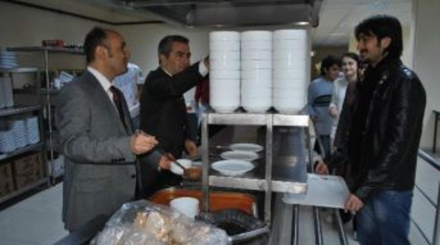 Rekt&ouml;rden 'final' &Ccedil;orbası