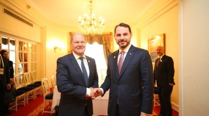 Bakan Albayrak G20 Aile Fotoğrafı çekimine katıldı