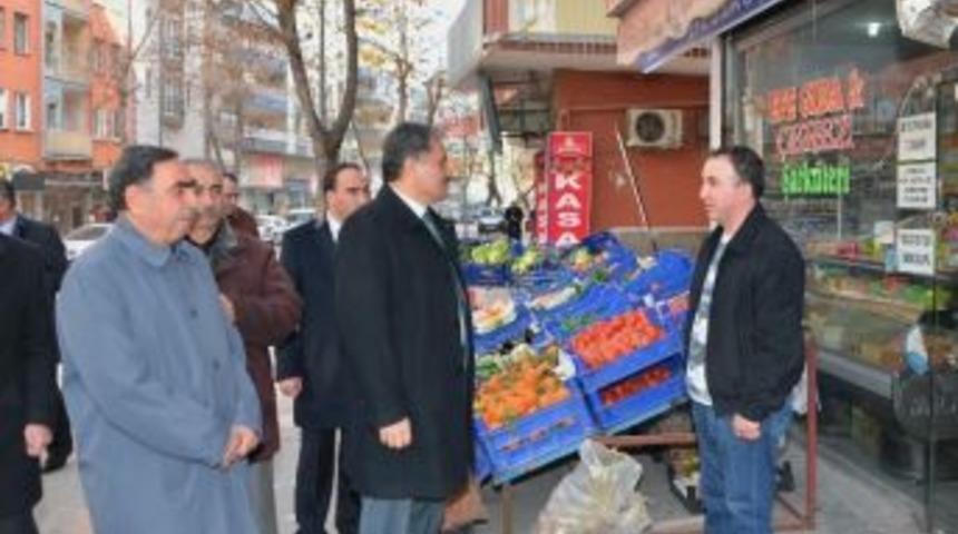 &Ccedil;akır, Sivas Caddesi Esnafını Ziyaret Etti