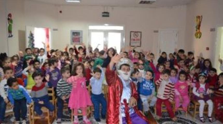 Nasreddin Hoca, &Ccedil;ocuklara Doğruluk Ve D&uuml;r&uuml;stl&uuml;ğ&uuml;anlattı