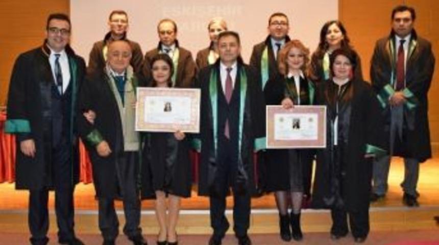 Eskişehir&rsquo;de 2 Yeni Avukat Ruhsat Aldı