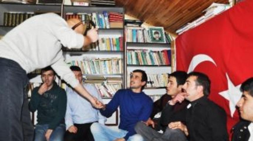 Sorgunlu Gen&ccedil;ler Arabaşı Gecesinde Buluştu