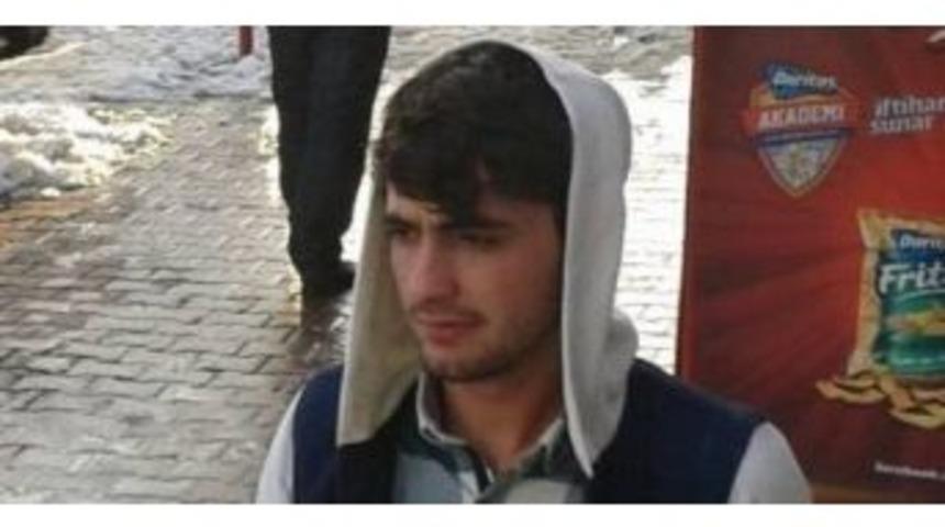 Yarı Baygın Bulunan Gen&ccedil; Hayatını Kaybetti