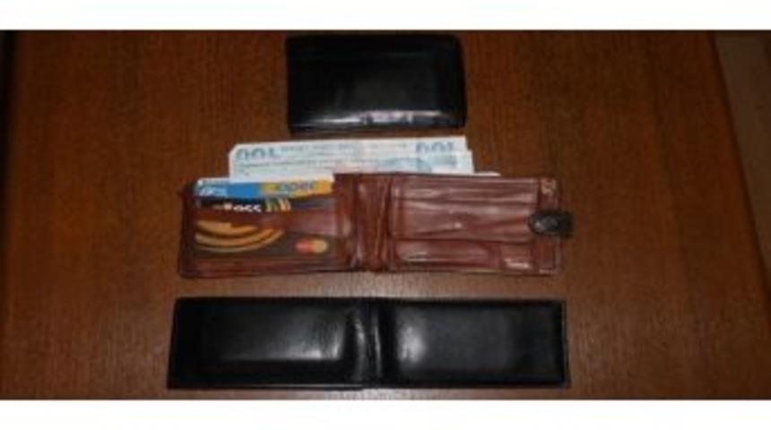 Camide Abdest Alırken Vatandaşların Parasını &Ccedil;alan Şahıs Tutuklandı