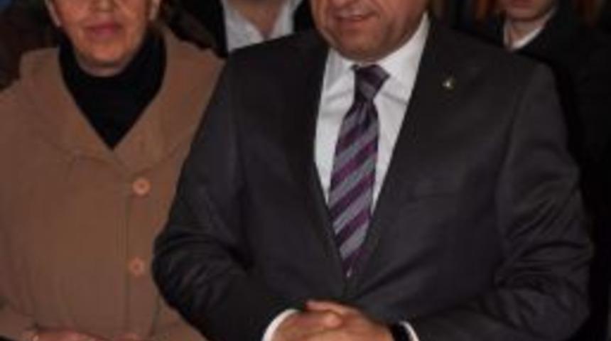 Tahsin Babaş&rsquo;tan Esentepe Mahallesi&rsquo;ne Doğalgaz M&uuml;jdesi