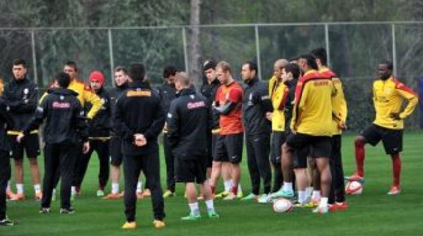 Galatasaray, İkinci Yarı Hazırlıklarını S&uuml;rd&uuml;r&uuml;yor