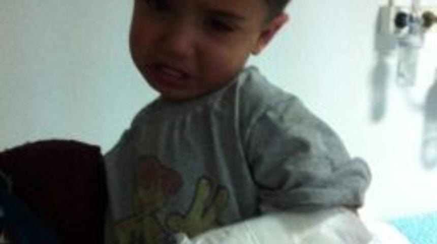 2 Yaşındaki &Ccedil;ocuk İle Anne Kaynar Suda Yandı: 2 Yaralı