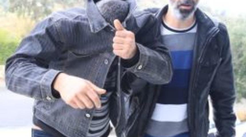 Hırsızlık Zanlısı Trafik Denetimine Takıldı