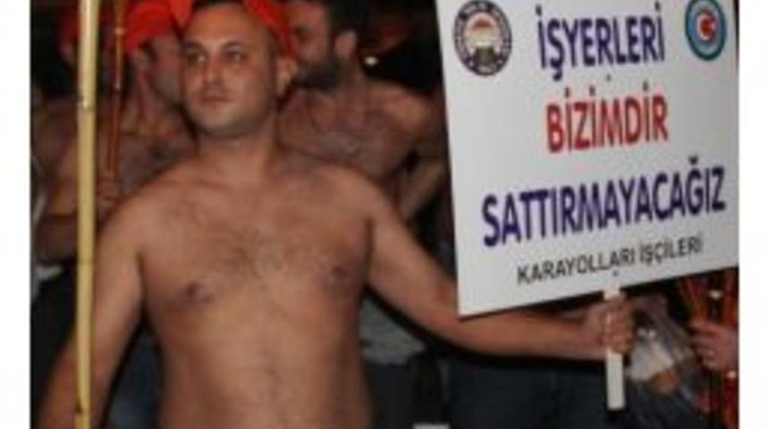 &Ccedil;anakkale&rsquo;de &Ccedil;ıplak Eylem