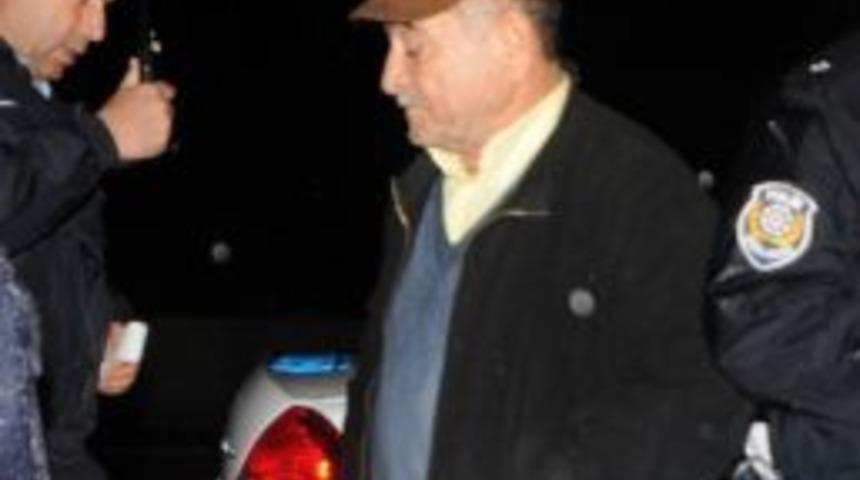 Servis Midib&uuml;s&uuml; Kazası Ucuz Atlatıldı: 1 Yaralı