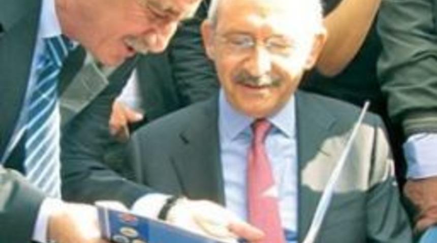 Chp İzmir'de 11 İl&ccedil;e Belediye Başkan Adayını Daha Belirledi