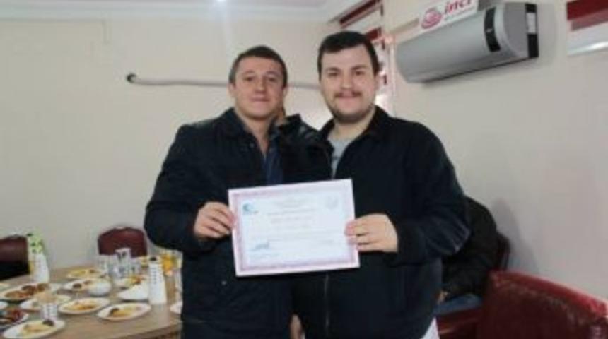 Gen&ccedil; Girişimciler Sertifikalarını Aldı