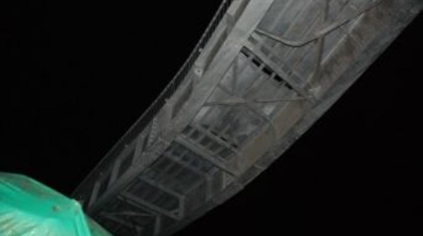 Tır &Uuml;st Ge&ccedil;ide &Ccedil;arptı