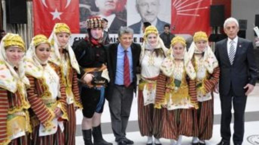 &Ouml;demiş Chp&rsquo;den &ldquo;&ouml;zg&uuml;rl&uuml;ğe Merhaba&rdquo; Yemeği